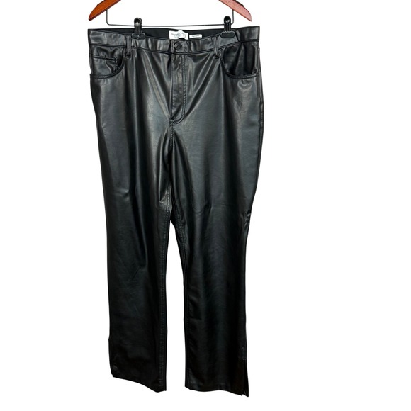 Abercrombie & Fitch Pants - Abercrombie & Fitch 90s Ultra High Rise Straight Pants Women's 18R Black Vegan